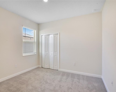 223 Bergamot Loop - Photo Thumbnail 14