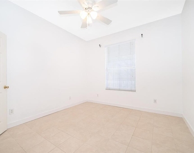6166 Stevenson Drive - Photo Thumbnail 14