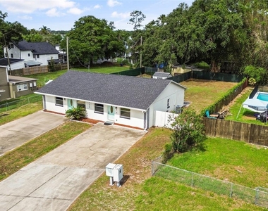 2720 S Sunrise Court - Photo Thumbnail 38