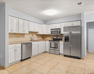 2720 S Sunrise Court - Photo Thumbnail 24