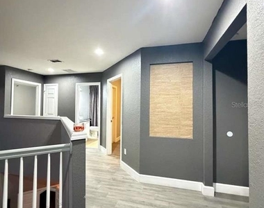 1105 Toluke Point - Photo Thumbnail 20
