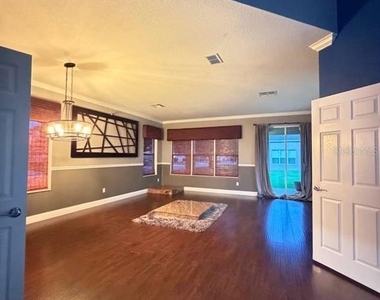 1105 Toluke Point - Photo Thumbnail 13