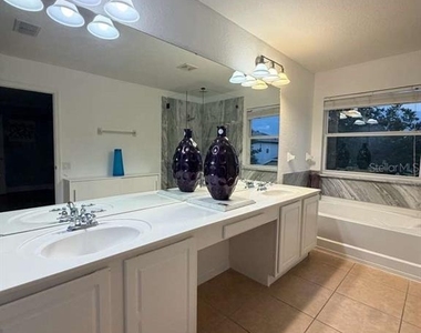 1105 Toluke Point - Photo Thumbnail 24
