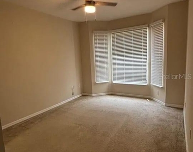 5560 Metrowest Boulevard - Photo Thumbnail 9