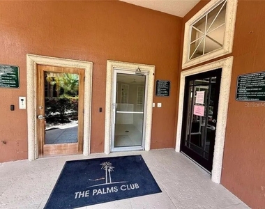 5560 Metrowest Boulevard - Photo Thumbnail 24