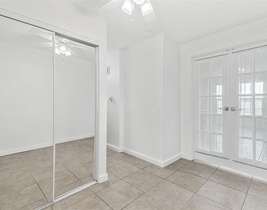 420 Tyler Avenue - Photo Thumbnail 16