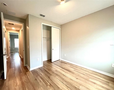 2853 High Pointe Street - Photo Thumbnail 33