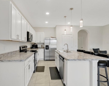 1149 Blue Jay Drive - Photo Thumbnail 3
