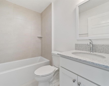 2421 Hobkirk Loop - Photo Thumbnail 26