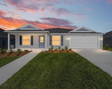 2421 Hobkirk Loop - Photo Thumbnail 4