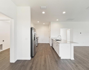 2421 Hobkirk Loop - Photo Thumbnail 12