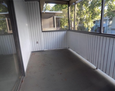 613 Sw 75 Street - Photo Thumbnail 8