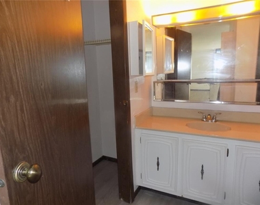 613 Sw 75 Street - Photo Thumbnail 15