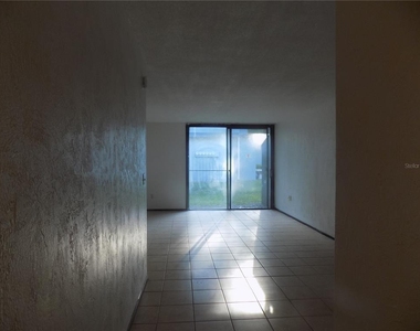 613 Sw 75 Street - Photo Thumbnail 6
