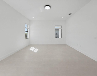 14687 Lillian Circle - Photo Thumbnail 14