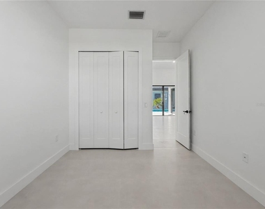14687 Lillian Circle - Photo Thumbnail 24