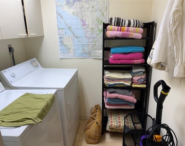 5555 Ashton Lake Drive - Photo Thumbnail 16
