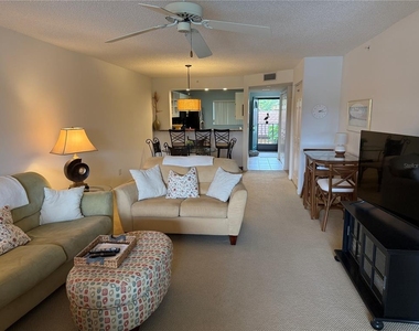 5555 Ashton Lake Drive - Photo Thumbnail 10