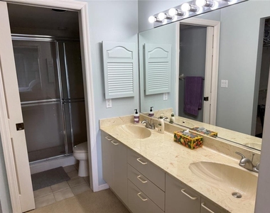 5555 Ashton Lake Drive - Photo Thumbnail 20