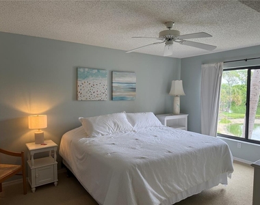 5555 Ashton Lake Drive - Photo Thumbnail 17