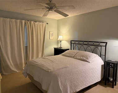 5555 Ashton Lake Drive - Photo Thumbnail 13