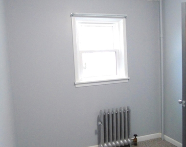 112 E Elm Street - Photo Thumbnail 10
