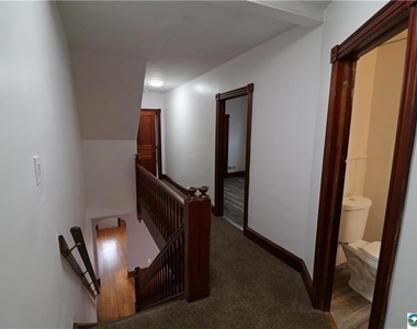 205 Madison - Photo Thumbnail 15