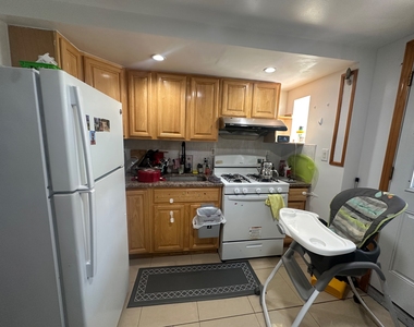 2323 East 16th Street - Photo Thumbnail 7