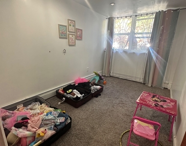 2323 East 16th Street - Photo Thumbnail 9