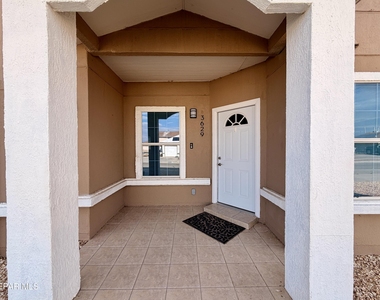 3629 Cave Palm Place - Photo Thumbnail 3