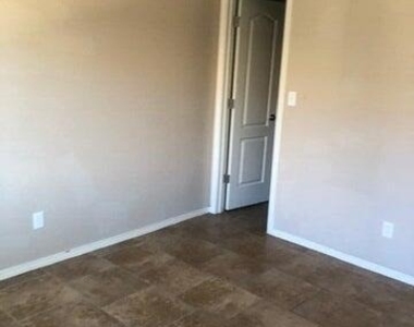 14306 Gil Reyes Drive - Photo Thumbnail 5