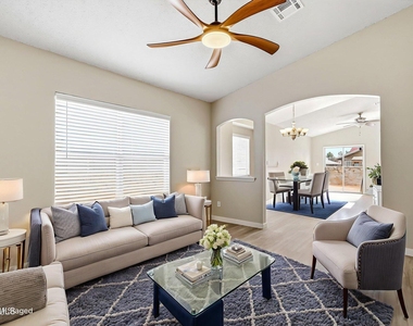 11764 Balladeer Avenue - Photo Thumbnail 4