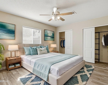 11764 Balladeer Avenue - Photo Thumbnail 15