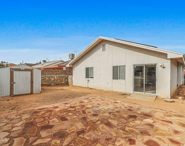 11764 Balladeer Avenue - Photo Thumbnail 23