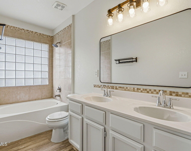 11764 Balladeer Avenue - Photo Thumbnail 17