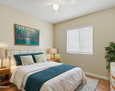 11764 Balladeer Avenue - Photo Thumbnail 18