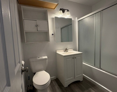 513 Emmett Street - Photo Thumbnail 15