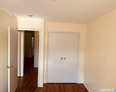 11 Belltown Road - Photo Thumbnail 5
