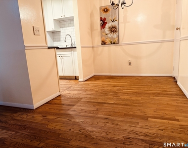 11 Belltown Road - Photo Thumbnail 7