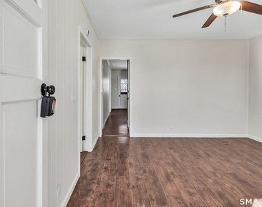 10 Summit Street - Photo Thumbnail 1