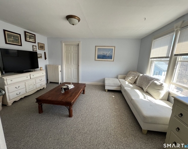 262 East Avenue - Photo Thumbnail 5