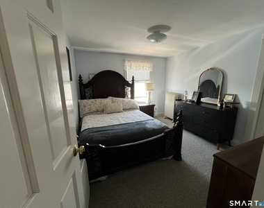 262 East Avenue - Photo Thumbnail 7