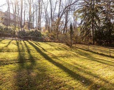 255 Gilkeson Rd - Photo Thumbnail 25