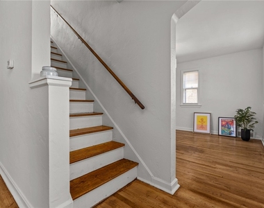 255 Gilkeson Rd - Photo Thumbnail 2