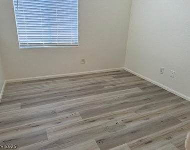 10964 Harvest Hill Lane - Photo Thumbnail 11