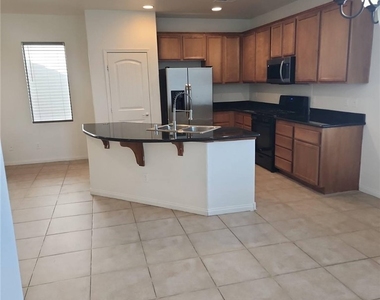 2109 Pipeline Beach Court - Photo Thumbnail 2