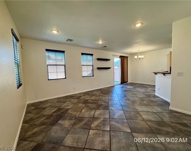 6255 W Arby Avenue - Photo Thumbnail 29
