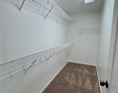 6255 W Arby Avenue - Photo Thumbnail 19