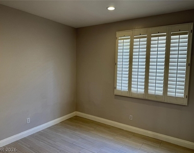 8218 Mount Nido Drive - Photo Thumbnail 16