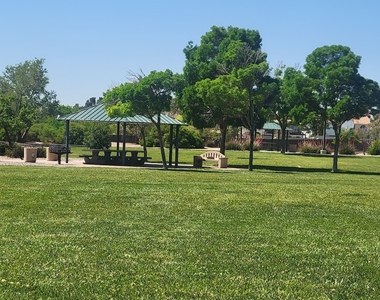 9180 Sparklewood Court - Photo Thumbnail 20